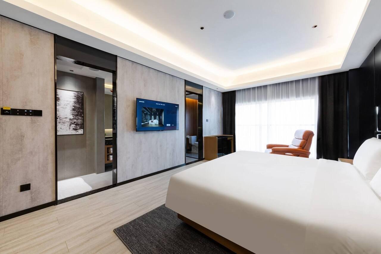 Ramada By Wyndham Wuhan Hankou Buitenkant foto